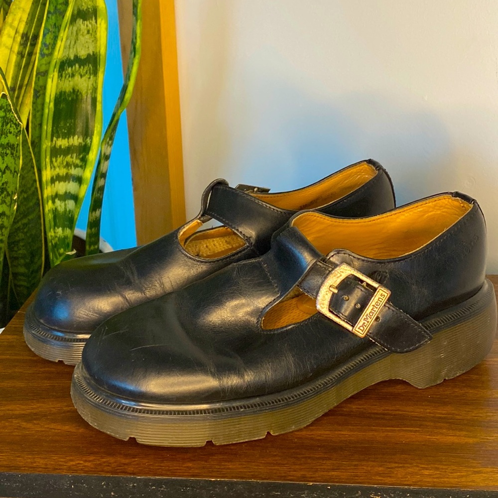 Vintage 90’s Doc Marten Maryjane Womens England Size 6/US size 9